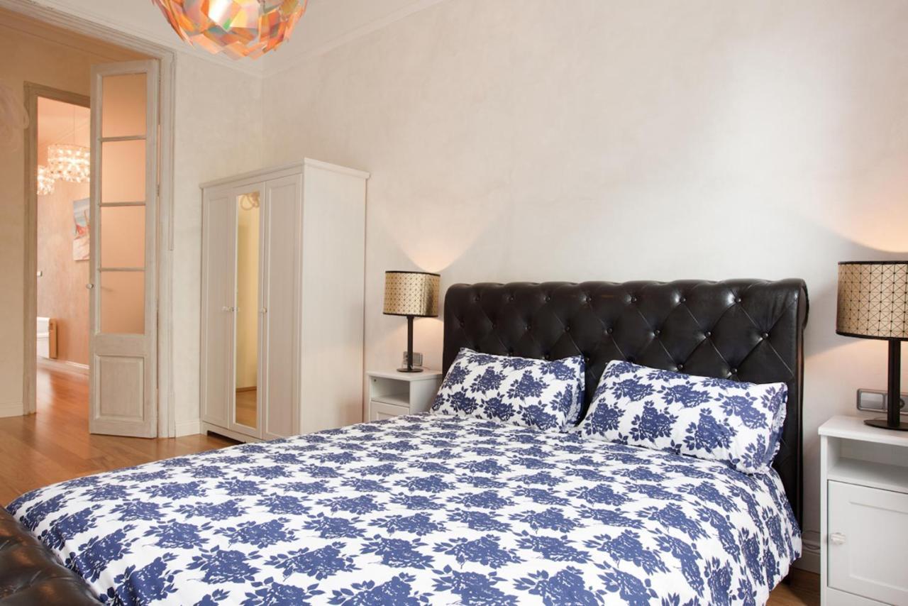 Luxury Barcelona Central City Cosy 3 Bedroom Apartment With Private Terrace Eksteriør billede